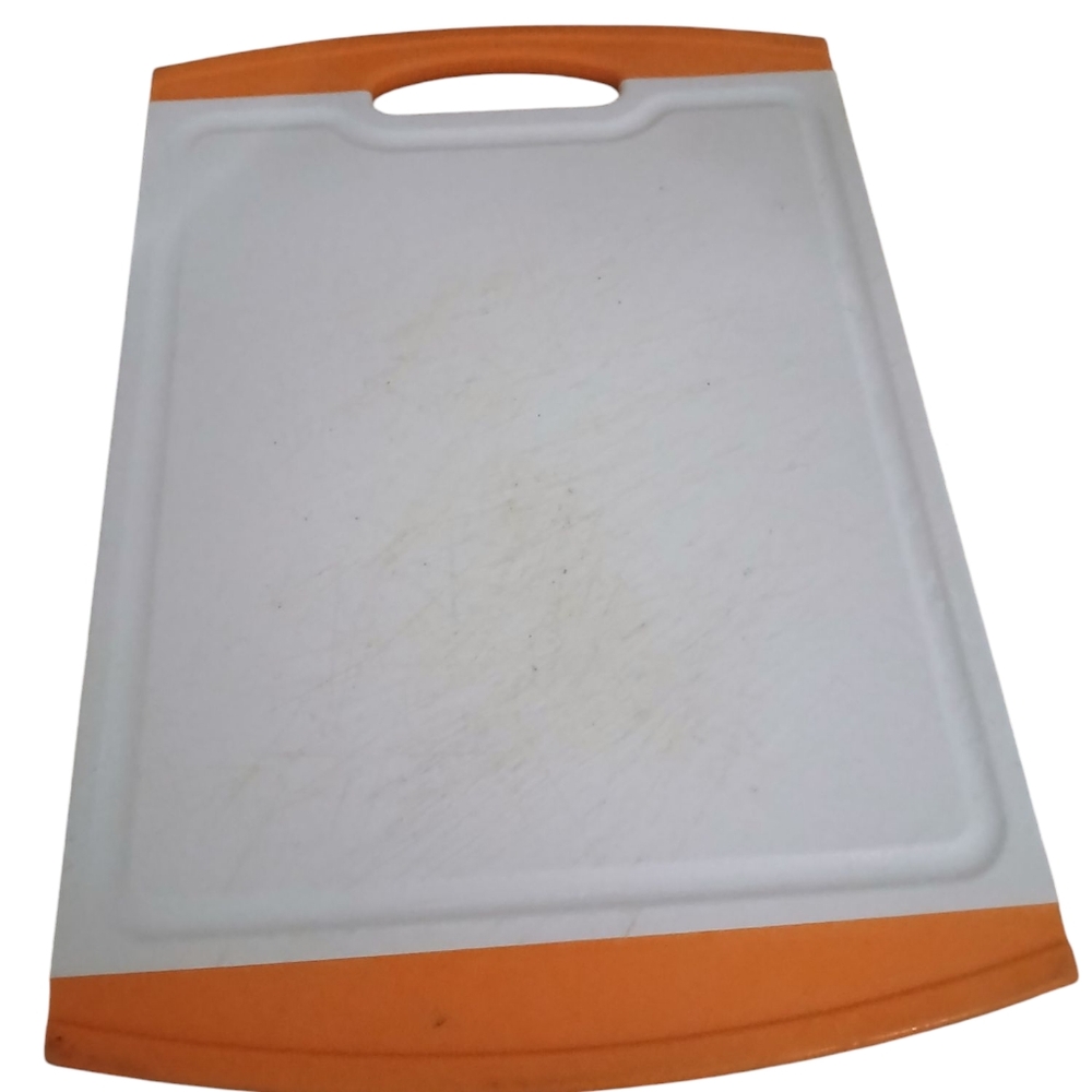 Neoflam Heavy Duty Plastic Cutting Board 8 x ll  inches Orange handles